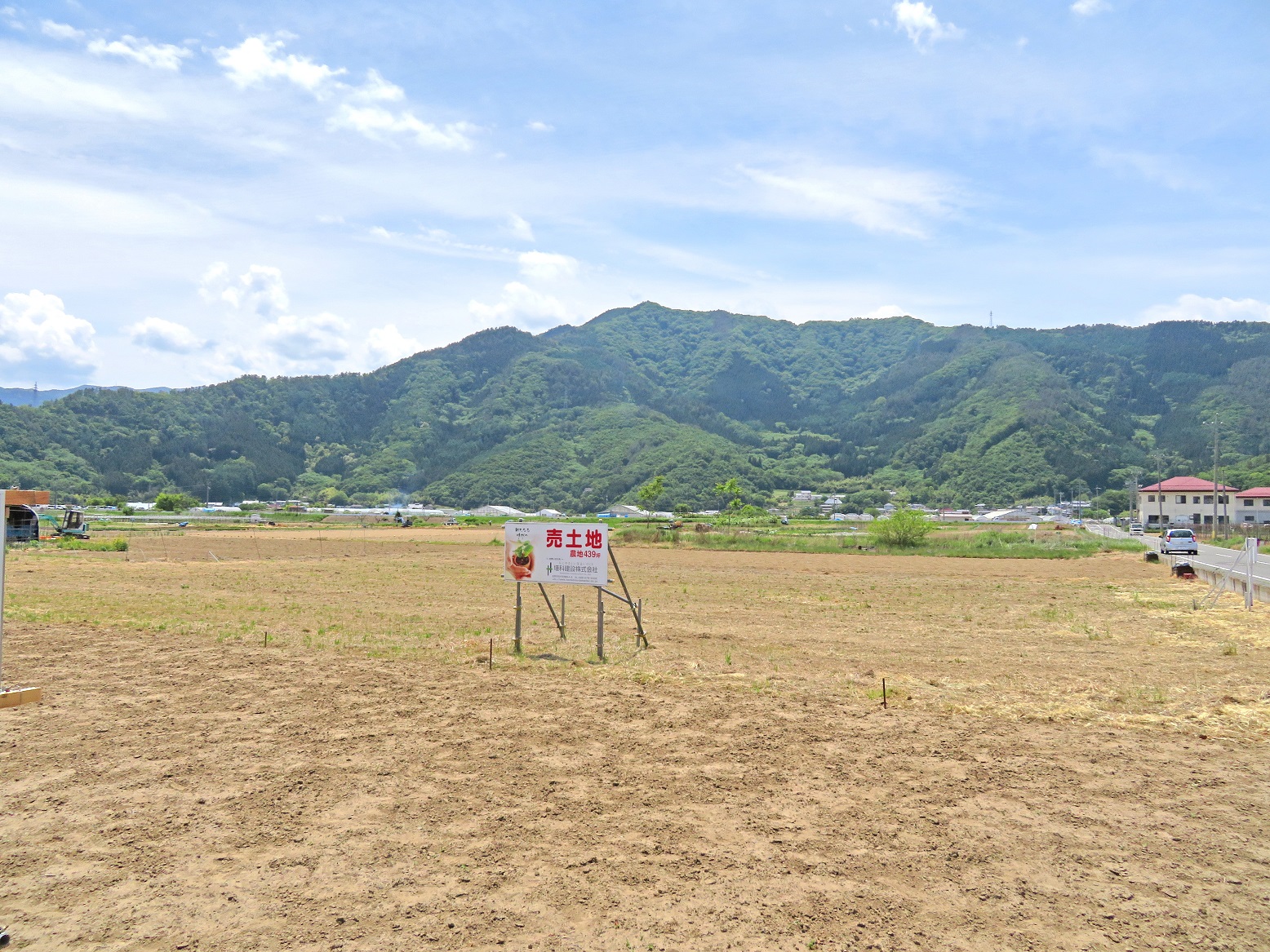 'ﾋﾞﾆｰﾙﾊｳｽ栽培、長芋栽培に'<br />
松代町清野　売土地（農地）