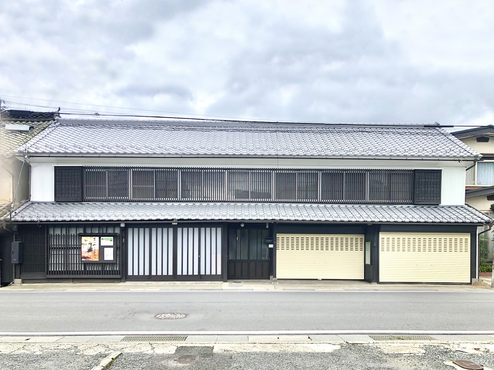 松代町紺屋町<br />
古民家再生工事