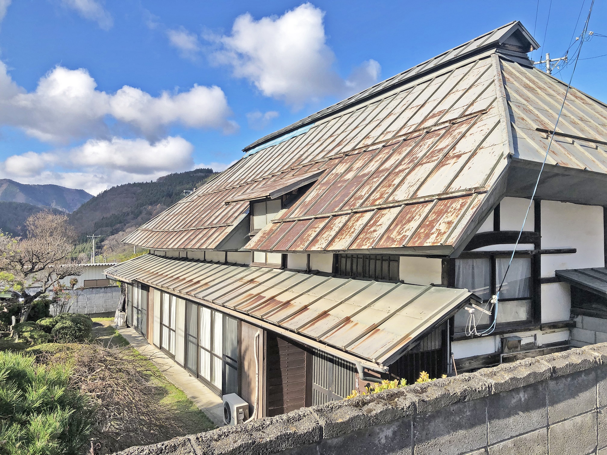 '田舎暮らし・古民家'<br />
松代町豊栄　売戸建住宅