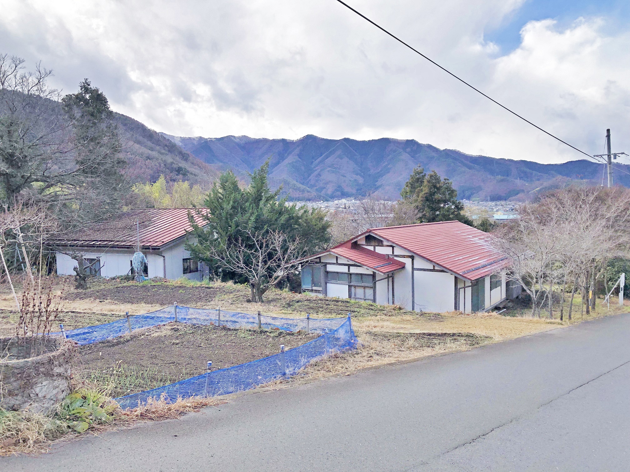 '田舎暮らしに'<br />
松代町東条　売戸建住宅