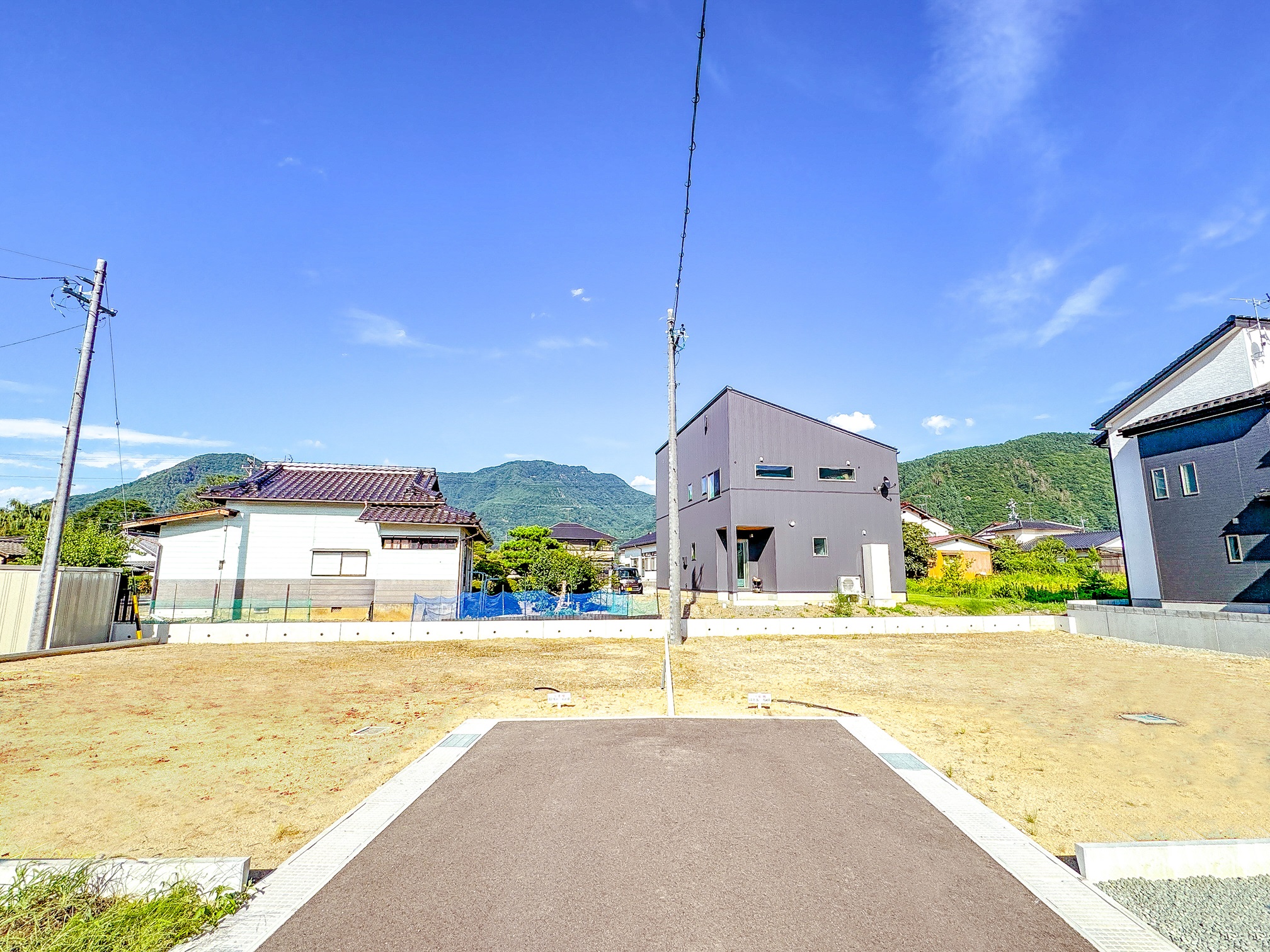 '松代の中心地で便利'<br />
グリーンパーク裏柴町  3号地